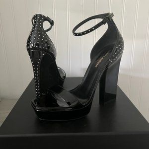 YSL SAINT LAURENT AUTHENTIC NWT BLACK PATIENT LEATHER STUD HEELS SIZE  38